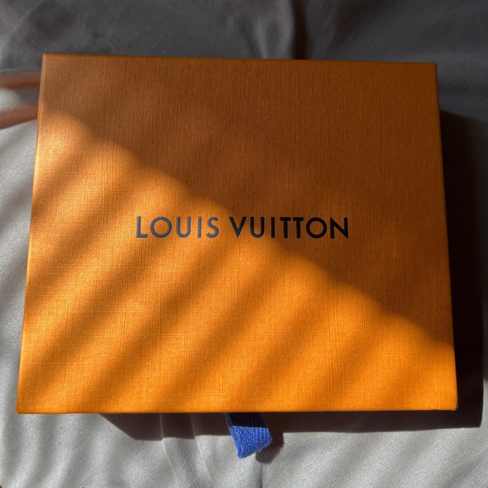 Empty Louis Vuitton wallet box